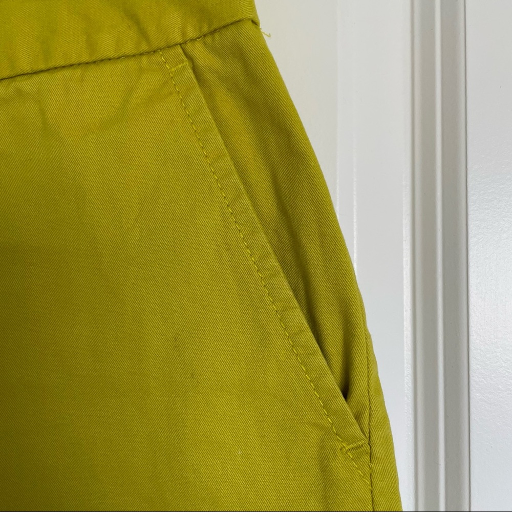 LOFT Green Shorts - Picture 3 of 8